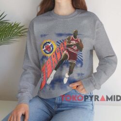 Michael Jordan Chicago Bulls Basketball T-shirt 3 Salem Sportswear Michael Jordan Chicago Bulls T shirt Grey Sweatshirt