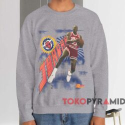 Michael Jordan Chicago Bulls Basketball T-shirt 4 Salem Sportswear Michael Jordan Chicago Bulls T shirt Grey Sweatshirt