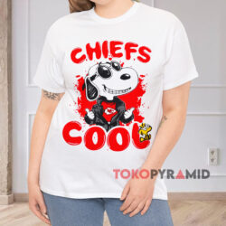 Snoopy Kansas City Chiefs Pose Cool White T shirt