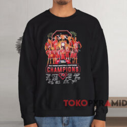 South Carolina Gamecocks 2024 NCAA Women’s Basketball National Champions Signatures T-Shirt 3 South Carolina Gamecocks 2024 Ncaa Women’s Basketball National Champions Signatures T shirt Black Sweatshirt