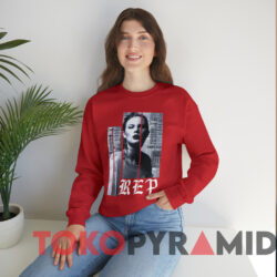 Taylor Swift Reputation Stadium Tour T-Shirt 3 Taylor Swift Reputation Stadium Tour T shirt Red Sweatshirt