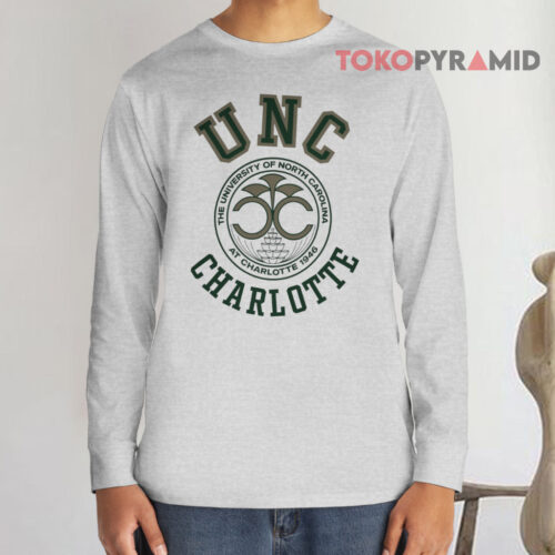Unc Charlotte Vintage Long sleeved Unc Charlotte Vintage Long sleeved