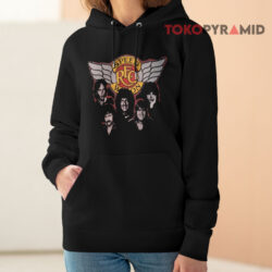 Vintage 1982 REO Speedwagon Tour Band Shirt 4 Vintage 1982 Reo Speedwagon Tour Band Hoodie