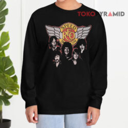 Vintage 1982 REO Speedwagon Tour Band Shirt 3 Vintage 1982 Reo Speedwagon Tour Band Long sleeved