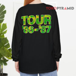 Vintage 1986 Alice Cooper Constrictor Tour Long sleeved Back