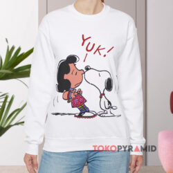 Vintage 1988 Peanuts Gang Snoopy Kissing Lucy Yuk Shirt 3 Vintage 1988 Peanuts Gang Snoopy Kissing Lucy Yuk Sweatshirt