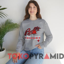 Vintage 1990 Chicago Bulls NBA Basketball T-shirt 3 Vintage 1990 Chicago Bulls Nba Basketball T shirt Grey Sweatshirt