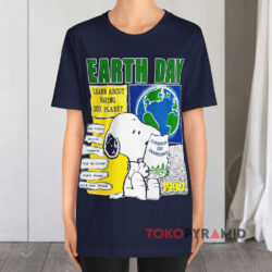 Vintage 1990 Peanuts Snoopy Earth Day Shirt 4 Vintage 1990 Peanuts Snoopy Earth Day Navy T shirt