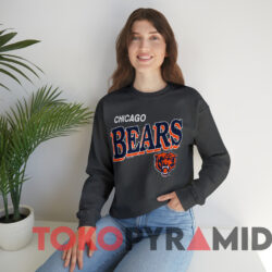 Vintage 1991 Chicago Bears Logo 7 NFL T-shirt 3 Vintage 1991 Chicago Bears Logo 7 Nfl T shirt Dark Heather Sweatshirt