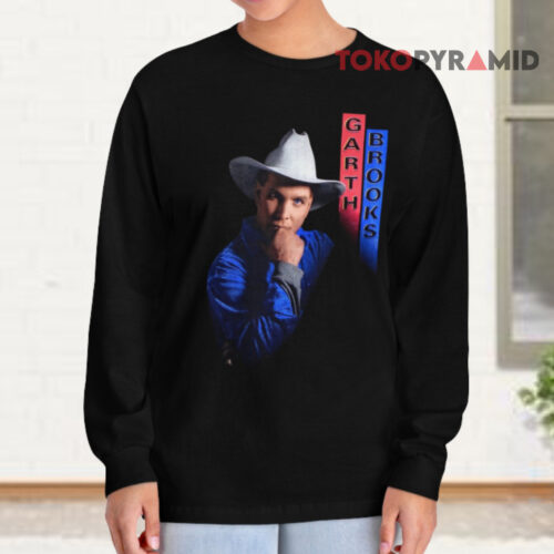 Vintage 1992 Garth Brooks Concert Long sleeved Vintage 1992 Garth Brooks Concert Long sleeved