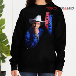 Vintage 1992 Garth Brooks Concert Shirt 2 Vintage 1992 Garth Brooks Concert Sweatshirt
