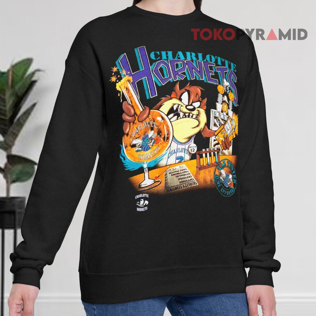 Vintage 1995 Charlotte Hornets Taz Sweatshirt Vintage 1995 Charlotte Hornets Taz Sweatshirt