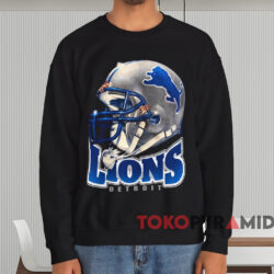 Vintage 1997 Detroit Lions Shining Helmet T-shirt 3 Vintage 1997 Detroit Lions Shining Helmet T shirt Black Sweatshirt