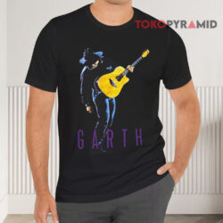Vintage 1997 Garth Brooks Guitar Black T shirt