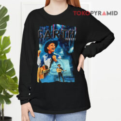 Vintage 1997 Garth Brooks Tour Shirt 4 Vintage 1997 Garth Brooks Tour Long sleeved
