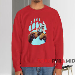 Vintage 2003 Disney Brother Bear T-shirt 3 Vintage 2003 Disney Brother Bear T shirt Red Sweatshirt