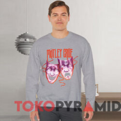 Vintage 2004 Motley Crue Theatre Of Pain T shirt Grey Sweatshirt