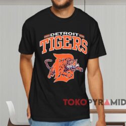 Vintage 80s Detroit Tigers Mascot Tiger Shirt Black T shirt