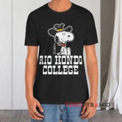 Vintage 80s Snoopy Cowboy Hat Rio Hondo College Black T shirt