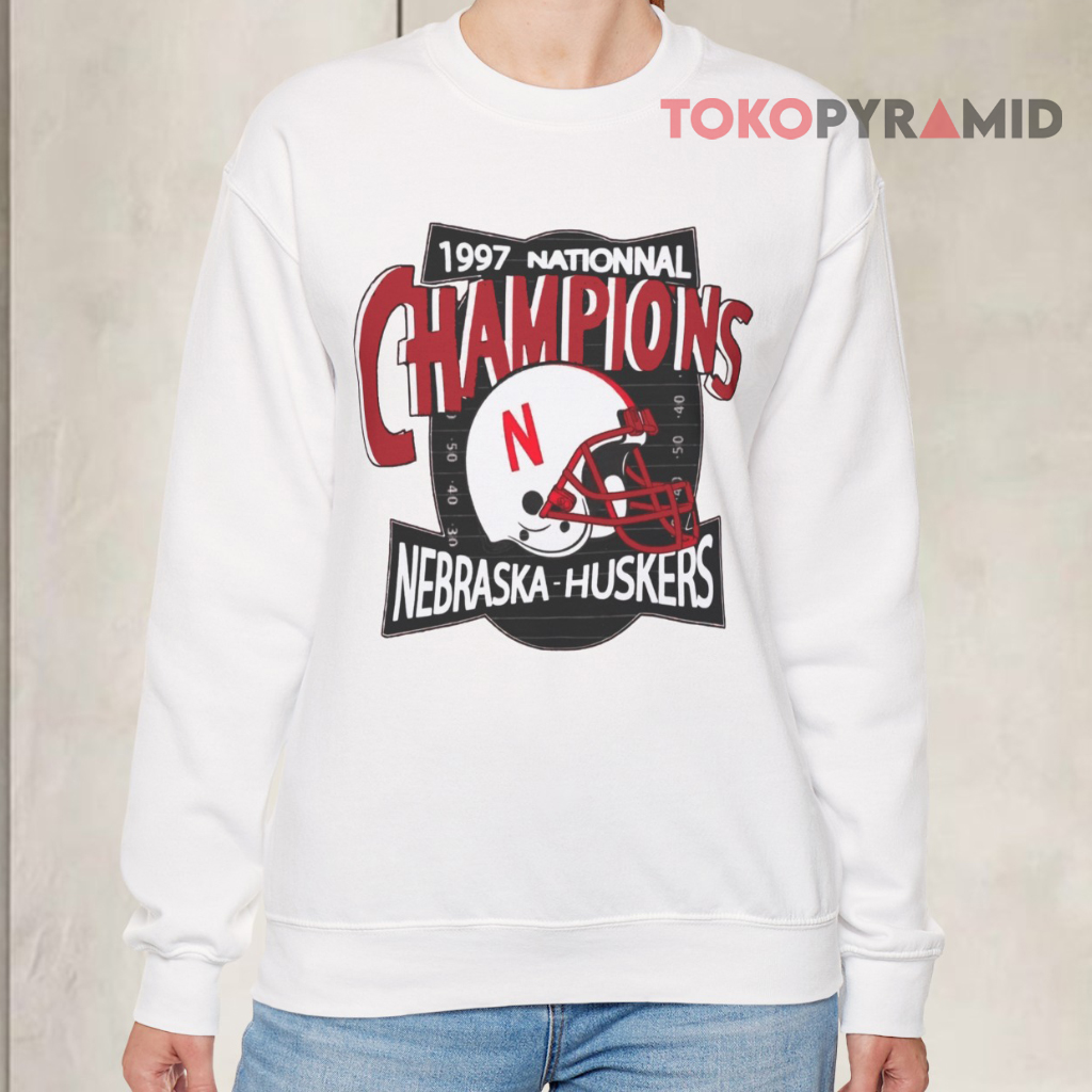 Vintage 90s 1997 National Champions Nebraska Huskers Sweatshirt Vintage 90s 1997 National Champions Nebraska Huskers Sweatshirt
