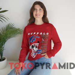 Vintage 90s Buffalo Bills Helmet NFL T-shirt 3 Vintage 90s Buffalo Bills Helmet Nfl T shirt Red Sweatshirt