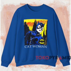 Vintage 90s Catwoman Comic T-shirt 3 Vintage 90s Catwoman Comic T shirt Blue Sweatshirt