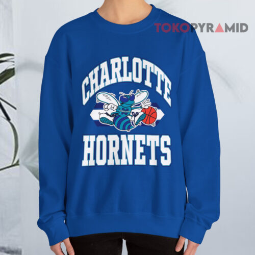 Vintage 90s Charlotte Hornets Nba Big Logo Sweatshirt Vintage 90s Charlotte Hornets Nba Big Logo Sweatshirt