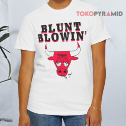 Vintage 90's Chicago Bulls Blunt Blowin’ Bulls White T shirt
