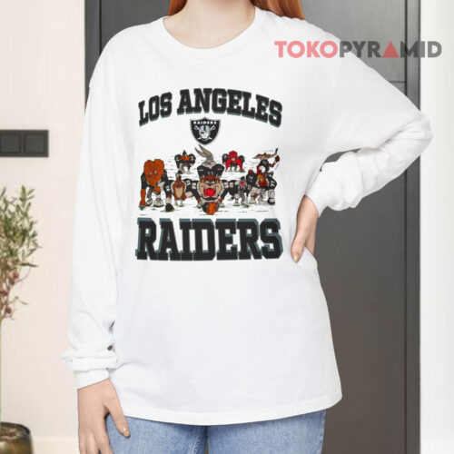 Vintage 90s Los Angeles Raiders Taz Looney Tunes Long sleeved