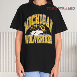 Vintage 90s Michigan Wolverines Black T shirt