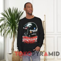Vintage 90s Nascar Dale Earnhardt Helmet T-shirt Intimidator 2 Vintage 90s Nascar Dale Earnhardt Helmet T shirt Intimidator Black Long sleeved