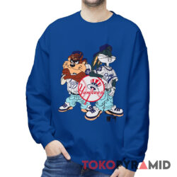 Vintage 90s New York Yankees Taz Bugs Bunny T shirt Looney Tunes Sweatshirt