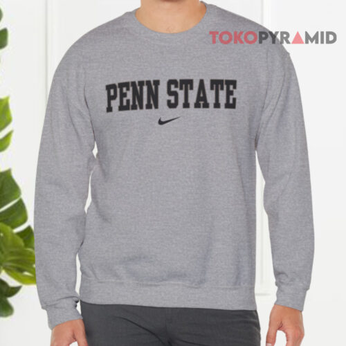 Vintage 90s Nike X Penn State University Sweatshirt Vintage 90s Nike X Penn State University Sweatshirt