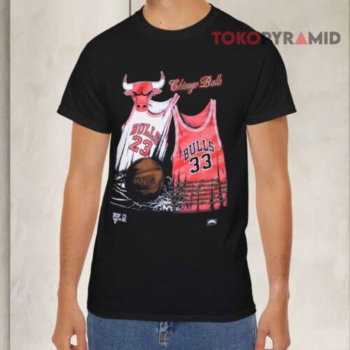 Vintage 90s Nutmeg Chicago Bulls Jordan & Pippen Black T shirt