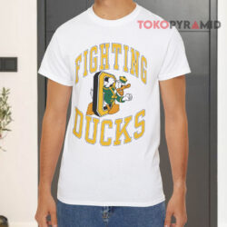 Vintage 90's Oregon Fighting Ducks Logo White T shirt