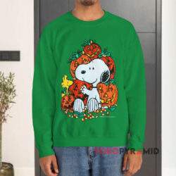 Vintage 90s Peanuts Snoopy Woodstock Halloween Sweatshirt
