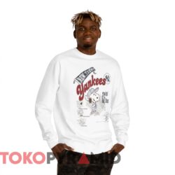 Vintage 90s Snoopy Peanuts Yankees Tee White Sweatshirt