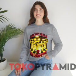 Vintage 90s The Dynasty Chicago Bulls NBA Champions T-shirt 3 Vintage 90s The Dynasty Chicago Bulls Nba Champions T shirt Grey Sweatshirt