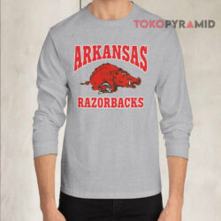 Vintage 90s University Of Arkansas Razorbacks Long sleeved