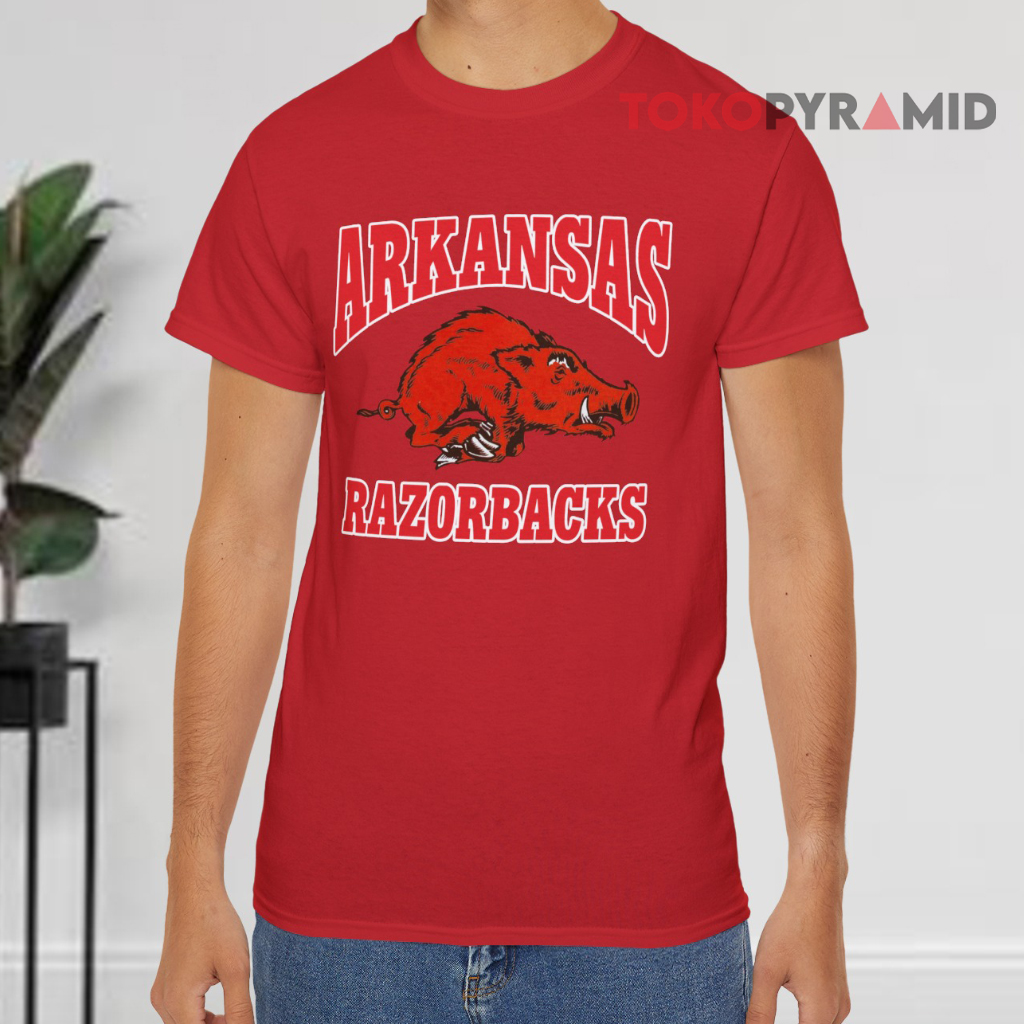 Vintage 90s University Of Arkansas Razorbacks Red T shirt Vintage 90s University Of Arkansas Razorbacks Red T shirt