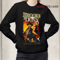 Vintage Brooks And Dunn Red Dirt Road Sweatshirt