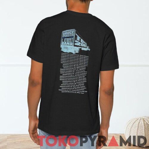 Vintage Bruce Springsteen Tour 2003 Shirt 2 sided Back T shirt Vintage Bruce Springsteen Tour 2003 Shirt 2 sided Back T shirt