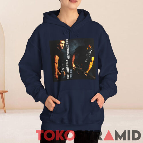 Vintage Bruce Springsteen Tour 2003 Shirt 2 sided Hoodie Vintage Bruce Springsteen Tour 2003 Shirt 2 sided Hoodie