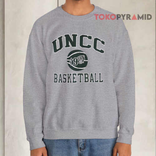 Vintage Charlotte 49ers Basketball Grey Sweatshirt Vintage Charlotte 49ers Basketball Grey Sweatshirt