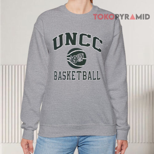 Vintage Charlotte 49ers Basketball Sweatshirt Vintage Charlotte 49ers Basketball Sweatshirt