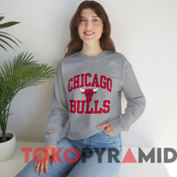 Vintage Chicago Bulls Russell Athletic Nba T shirt Grey Sweatshirt