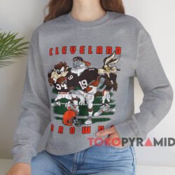 Vintage Cleveland Browns Looney Tunes Shirt 4 Vintage Cleveland Browns Looney Tunes Shirt Grey Sweatshirt