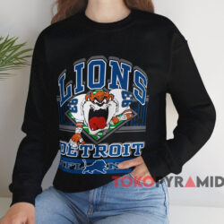 Vintage Detroit Lions Looney Tunes T-shirt 4 Vintage Detroit Lions Looney Tunes T shirt Black Sweatshirt