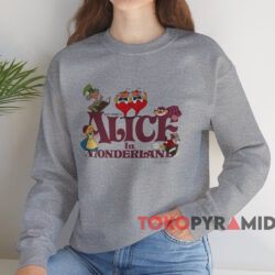 Vintage Disney Alice In Wonderland T shirt Grey Sweatshirt