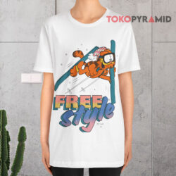 Vintage Garfield Skiing White T shirt